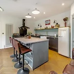 Hall Barn Holiday home East Ayton