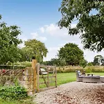 Hall Barn * East Ayton