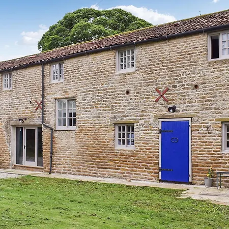 Hall Barn Holiday home